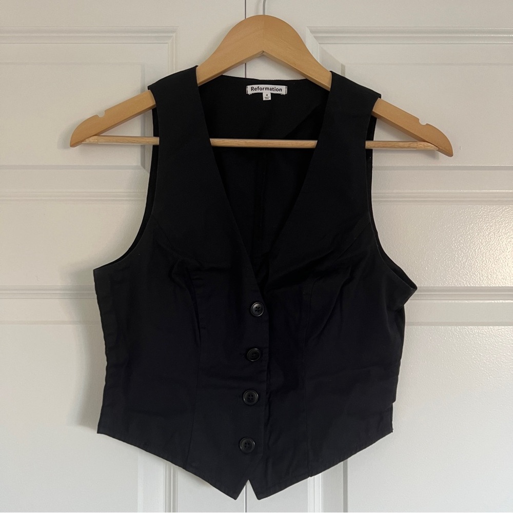 Reformation Devin Vest